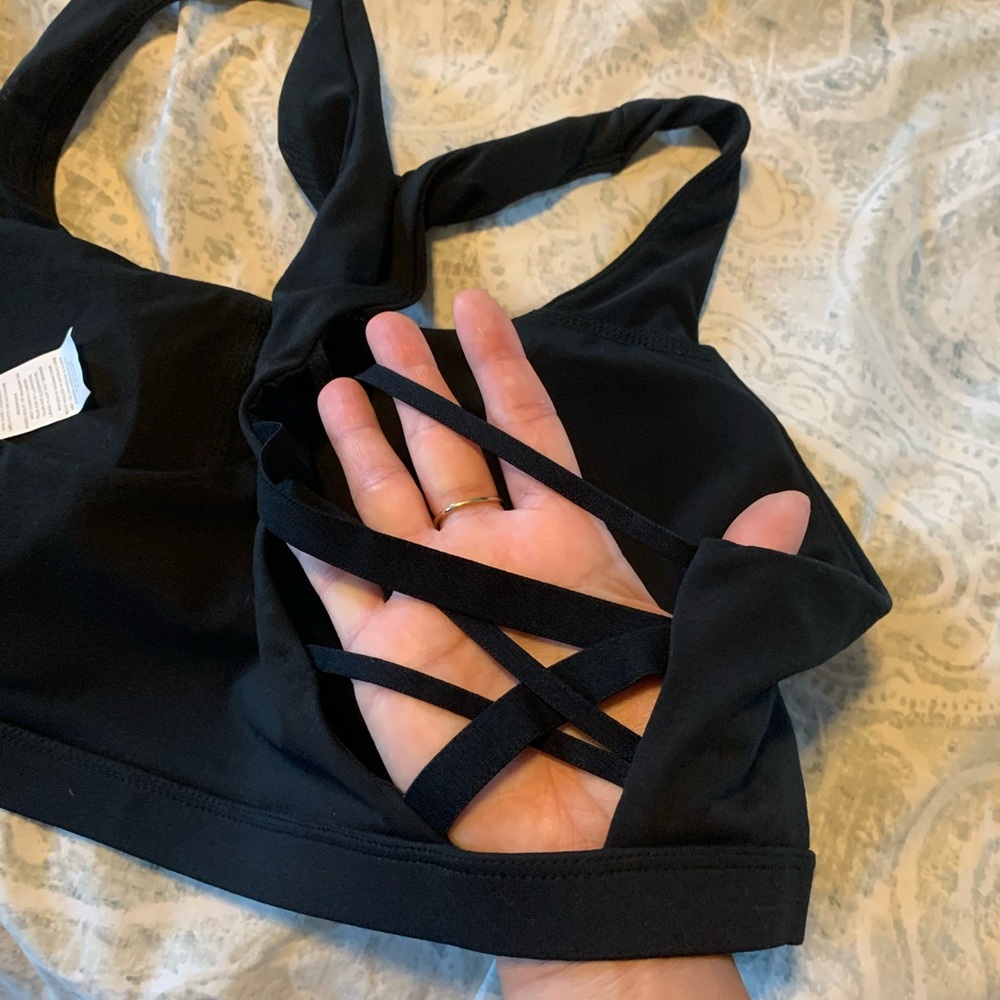 Fabletics sports bra